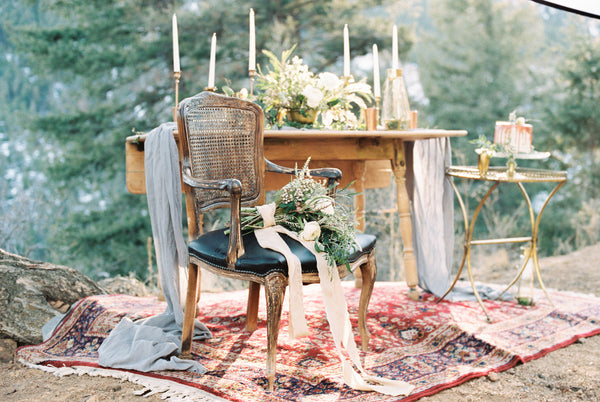 gray gauze table runner - Partycrushstudio