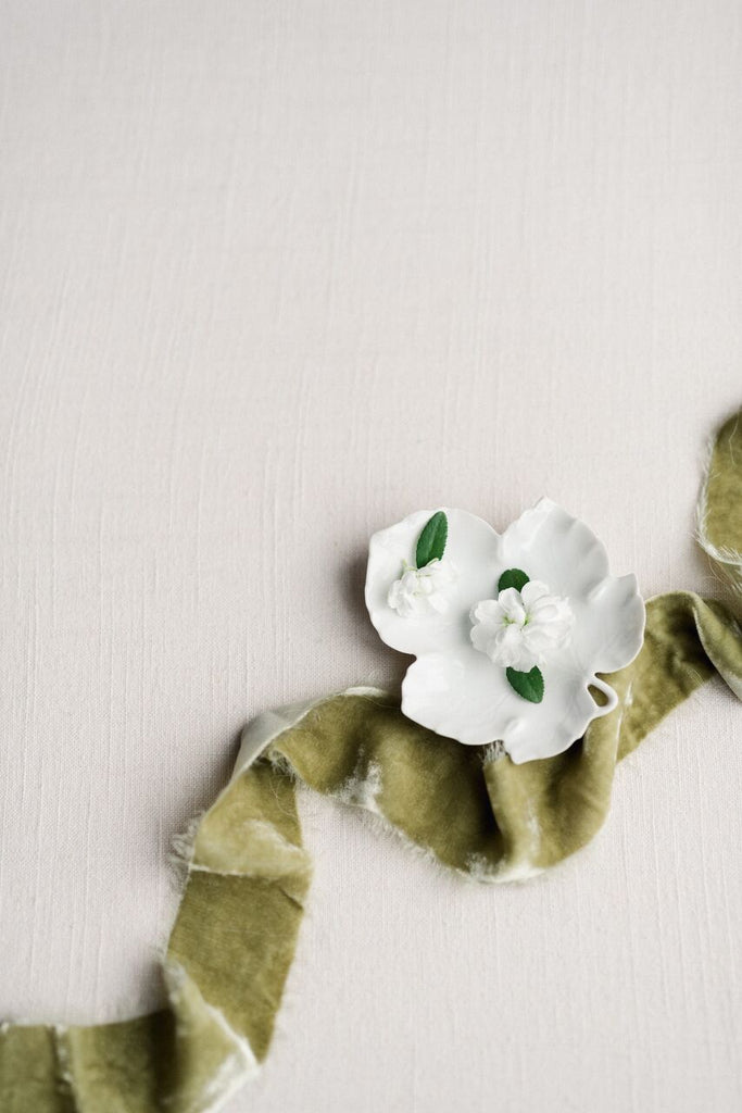 hand dyed velvet ribbon | styling ribbon ideas