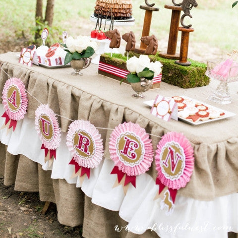 Latest Ruffled  Burlap tablecloth
