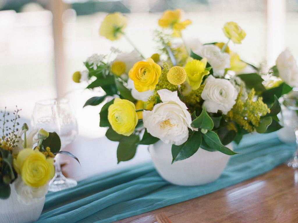 Seafoam Silk Crinkle Table Runner