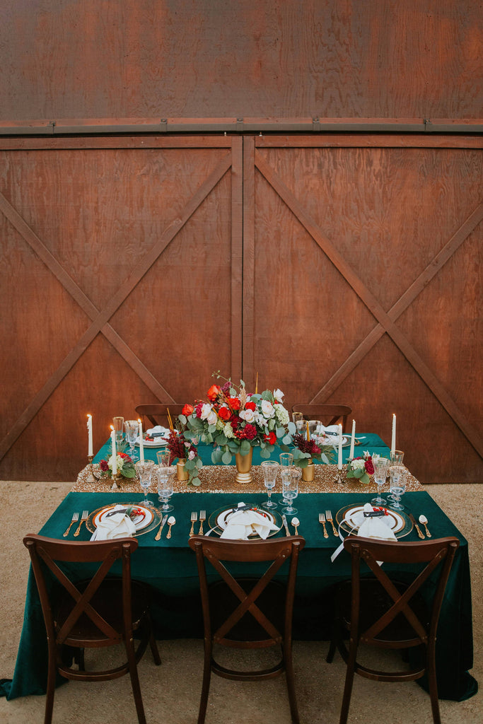 Velvet Tablecloth | Emerald Velvet Tablecloth | Hunter Green Wedding | Emerald Velvet table Linen | Velvet table runner | Emerald wedding - Partycrushstudio